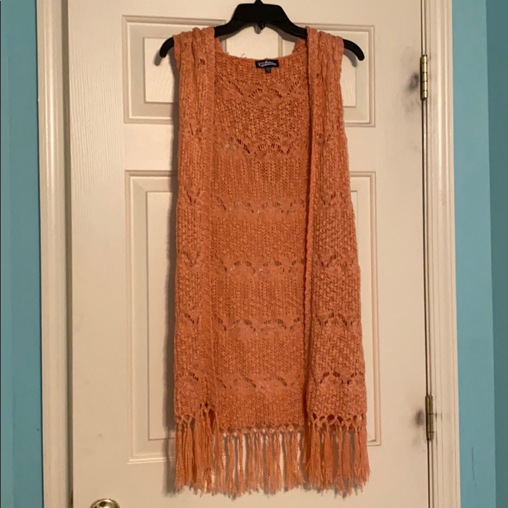 Pink knitted long cardigan with hood